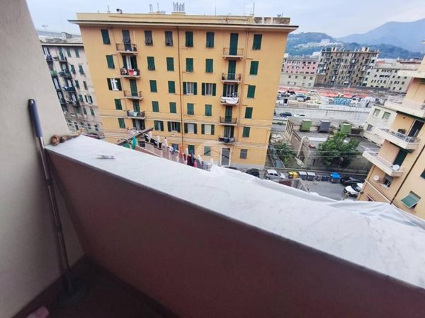 appartamento in vendita a Genova in zona Certosa