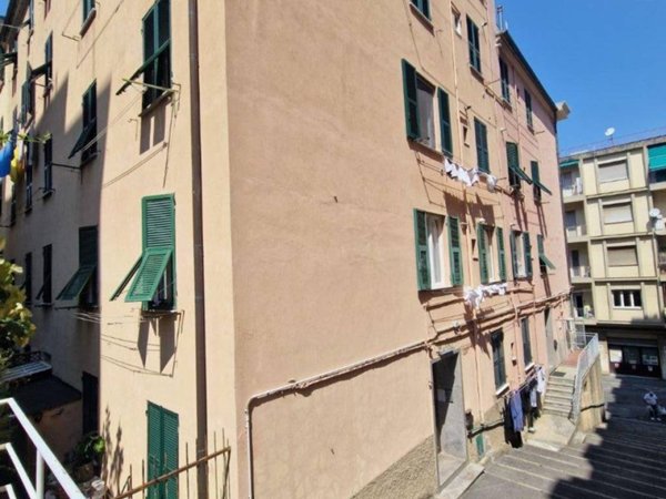 appartamento in vendita a Genova in zona Sampierdarena