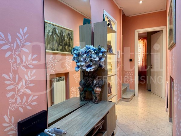 appartamento in vendita a Genova in zona Marassi