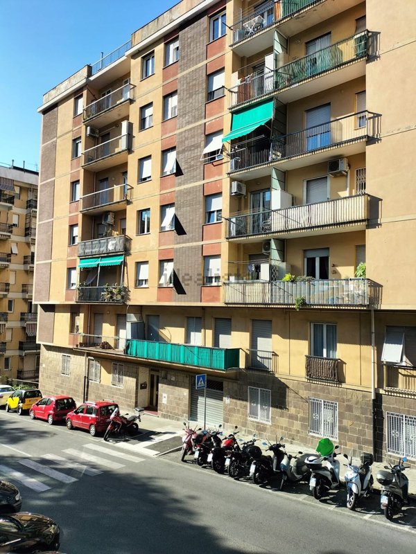 appartamento in vendita a Genova in zona Staglieno