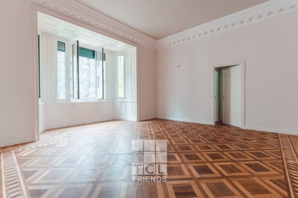 appartamento in vendita a Genova in zona Carignano