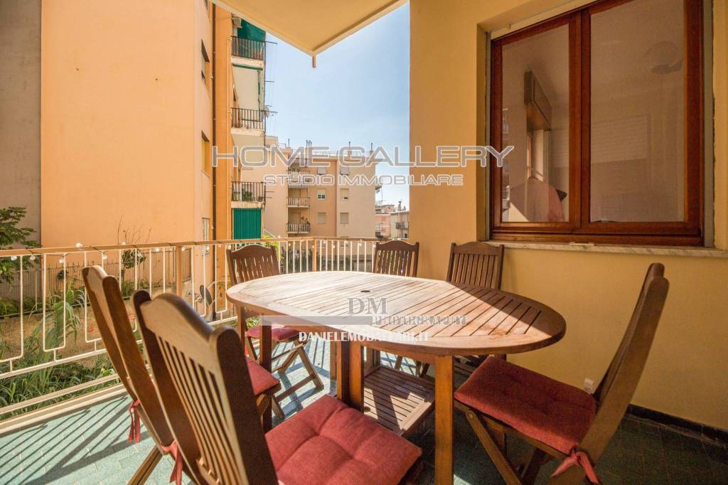 appartamento in vendita a Genova in zona Pegli