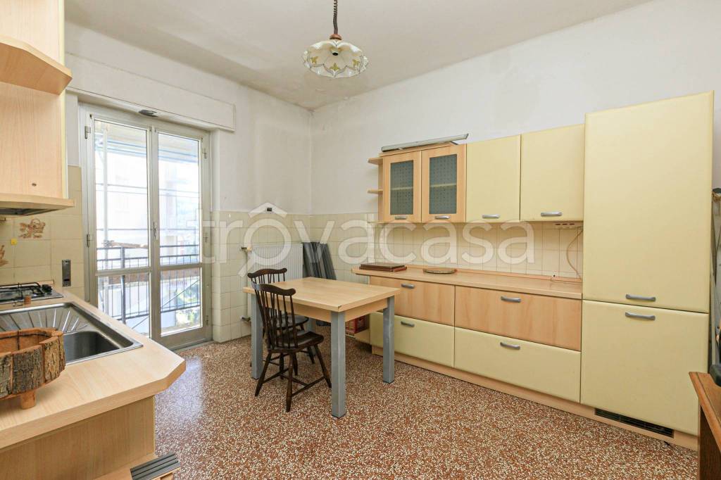appartamento in vendita a Genova in zona Pontedecimo