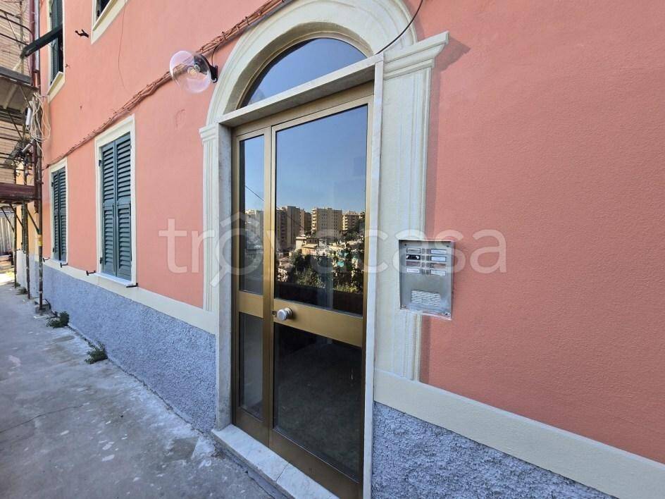 appartamento in vendita a Genova in zona Apparizione