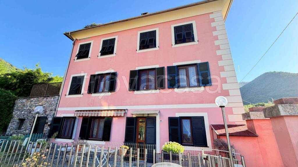 appartamento in vendita a Genova in zona San Desiderio