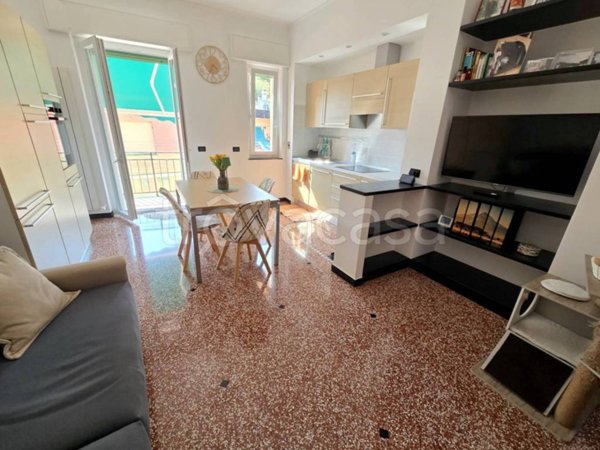 appartamento in vendita a Genova in zona Palmaro / Pra'