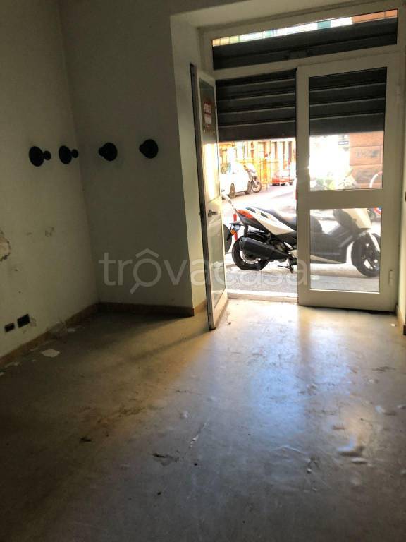 appartamento in vendita a Genova in zona Sampierdarena