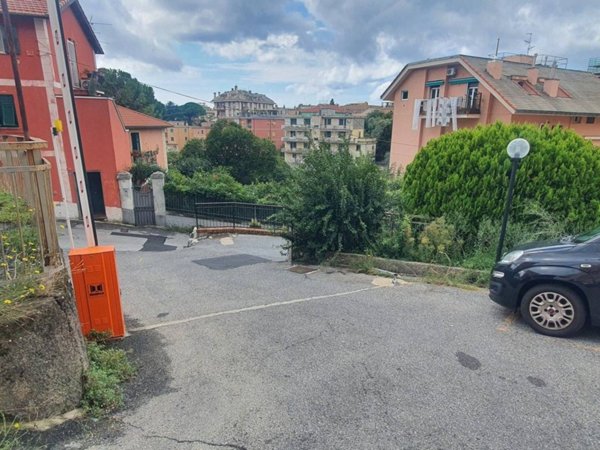 appartamento in vendita a Genova in zona Quinto al Mare
