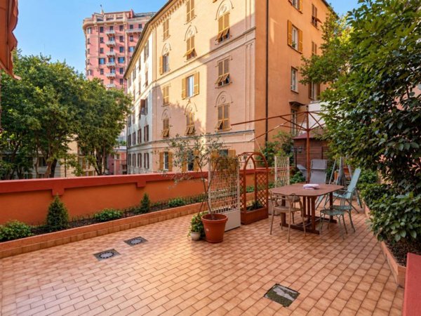 appartamento in vendita a Genova in zona Castelletto
