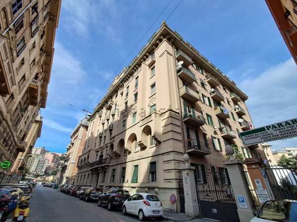 appartamento in vendita a Genova in zona Marassi