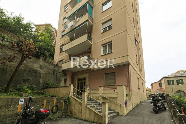 appartamento in vendita a Genova in zona Quezzi