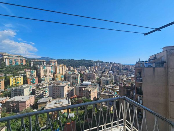 appartamento in vendita a Genova in zona Marassi
