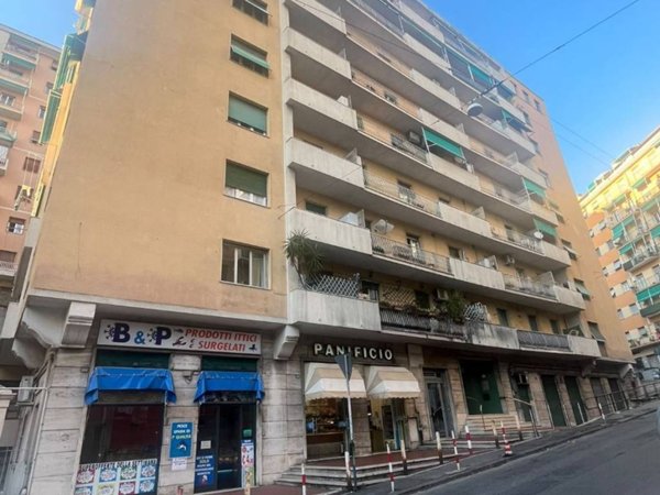 appartamento in vendita a Genova in zona Marassi