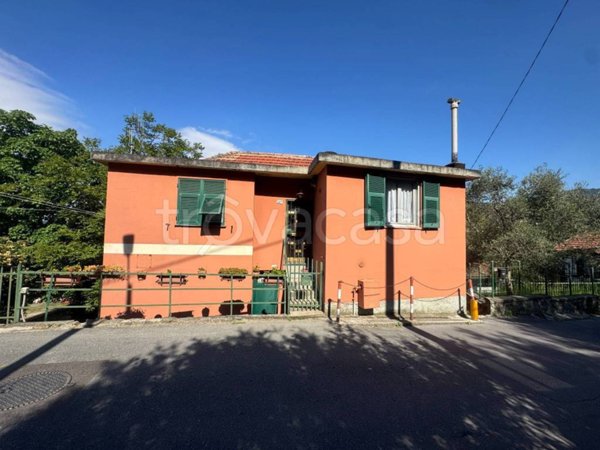 casa indipendente in vendita a Genova in zona Bavari