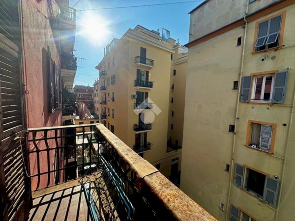 appartamento in vendita a Genova in zona Sampierdarena