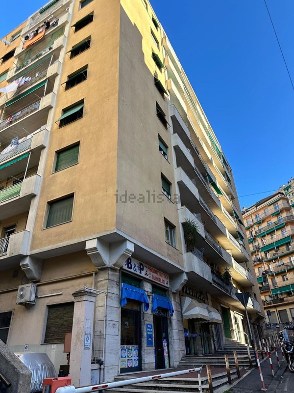 appartamento in vendita a Genova in zona Marassi