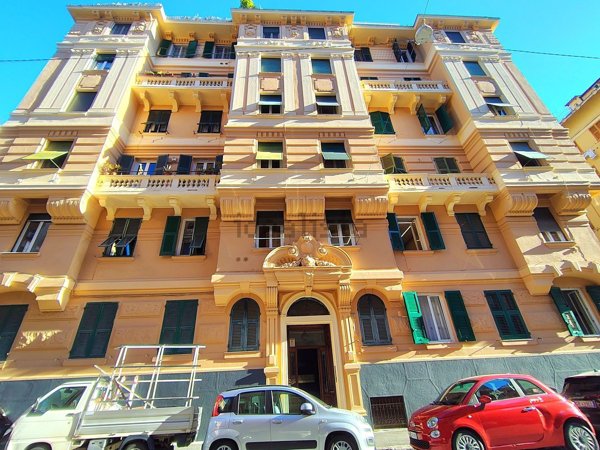 appartamento in vendita a Genova in zona Foce