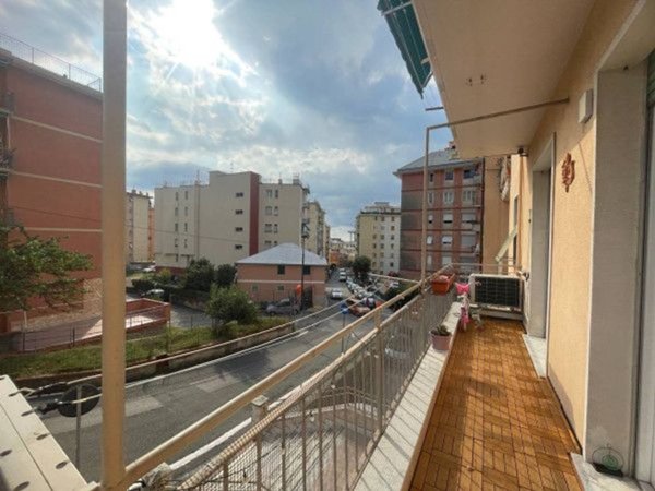 appartamento in vendita a Genova in zona Palmaro / Pra'