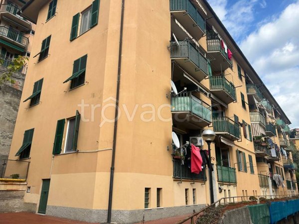appartamento in vendita a Genova in zona Quezzi