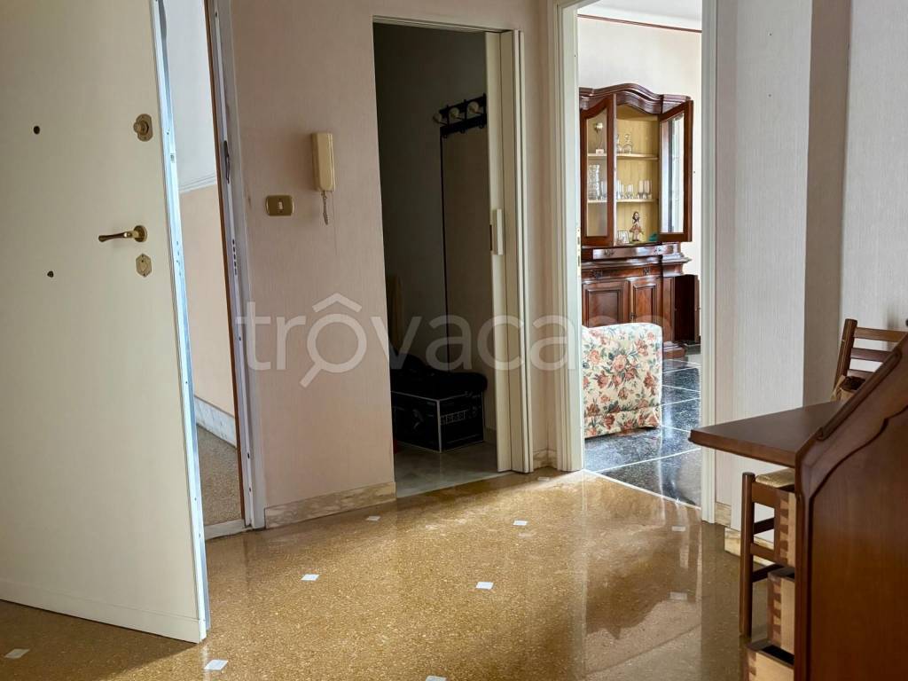 appartamento in vendita a Genova in zona Marassi