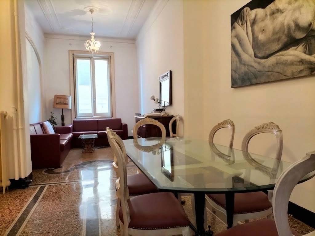 appartamento in vendita a Genova in zona Carignano