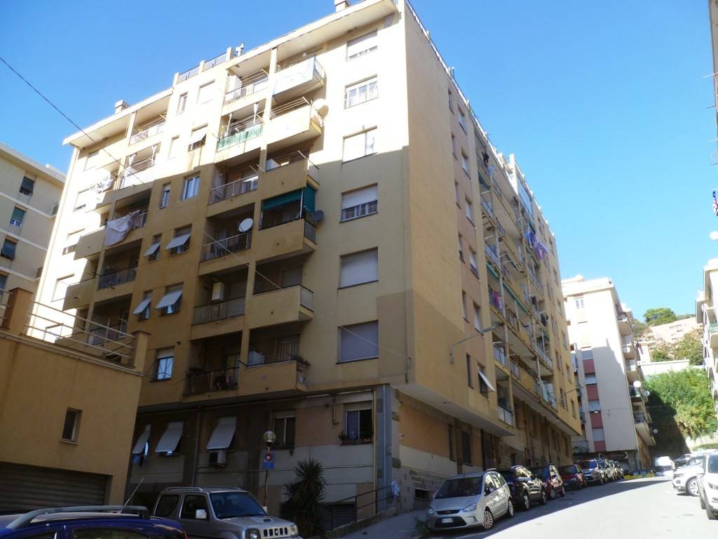 appartamento in vendita a Genova in zona Voltri