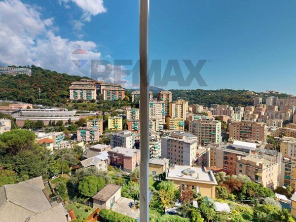appartamento in vendita a Genova in zona Marassi