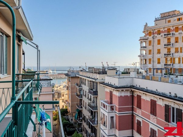 appartamento in vendita a Genova in zona Lagaccio / Granarolo