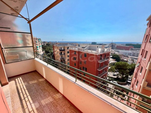 appartamento in vendita a Genova in zona Sestri Ponente