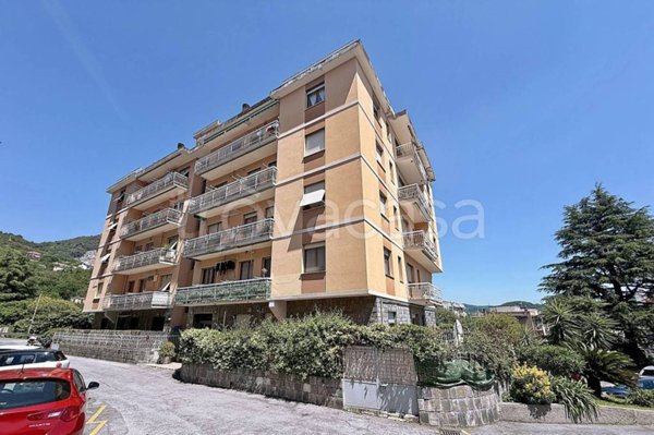 appartamento in vendita a Genova in zona Sestri Ponente