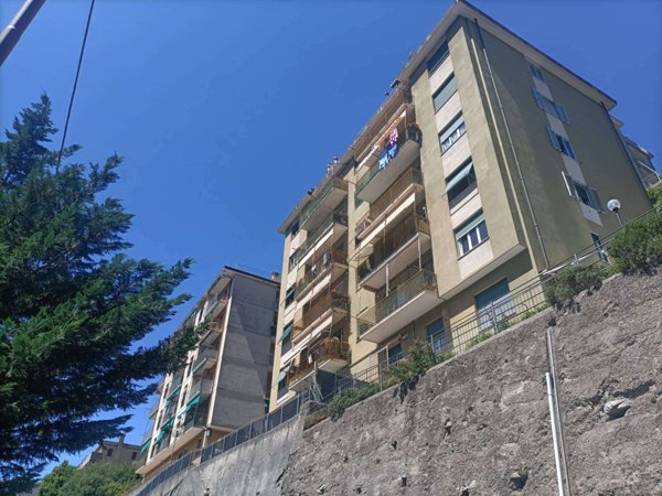 appartamento in vendita a Genova in zona Quezzi