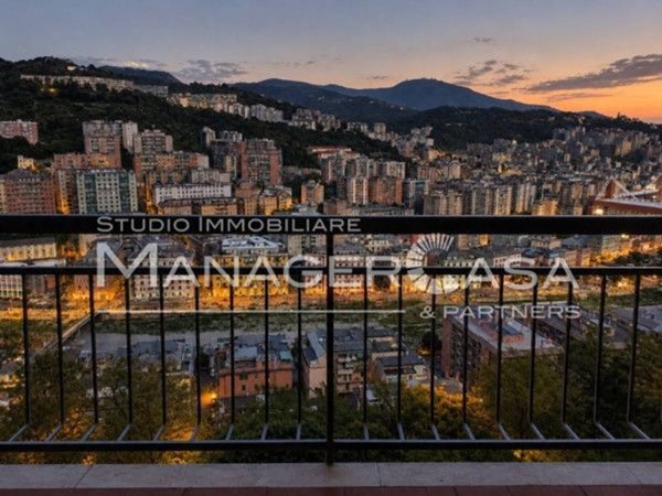 appartamento in vendita a Genova in zona Marassi