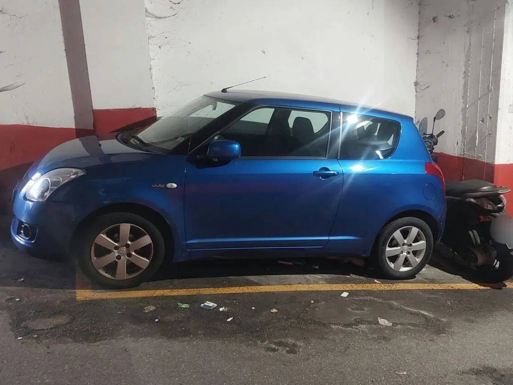 box auto in vendita a Genova in zona Marassi