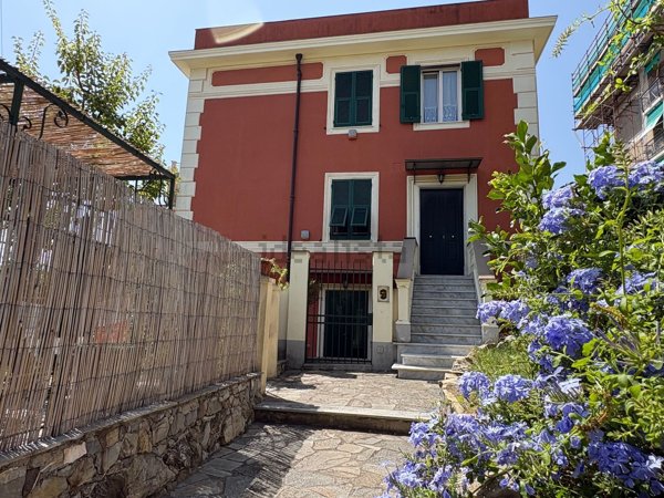 appartamento in vendita a Genova