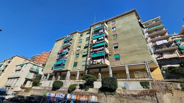 appartamento in vendita a Genova in zona Oregina