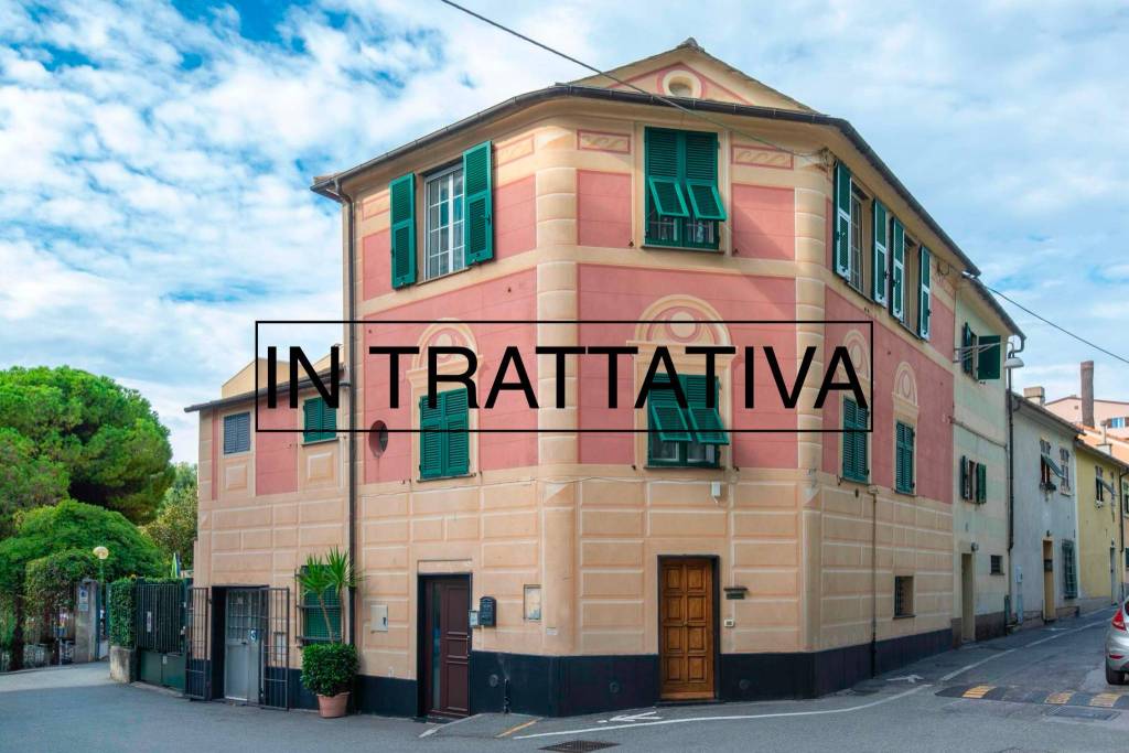 casa indipendente in vendita a Genova in zona Quinto al Mare
