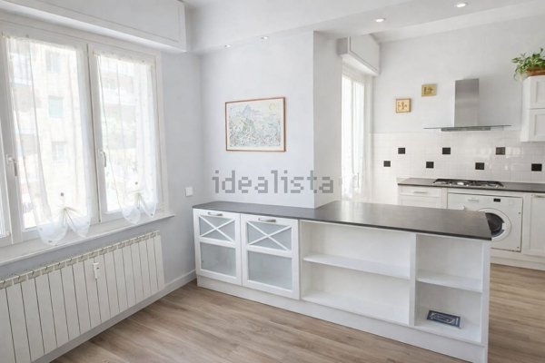 appartamento in vendita a Genova in zona Quezzi