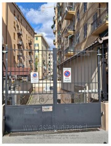box auto in vendita a Genova