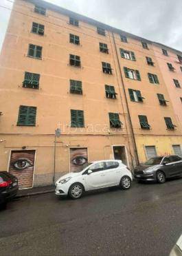 appartamento in vendita a Genova in zona Certosa