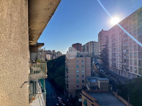 appartamento in vendita a Genova in zona Quezzi
