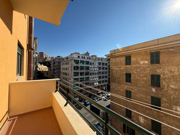 appartamento in vendita a Genova in zona Marassi