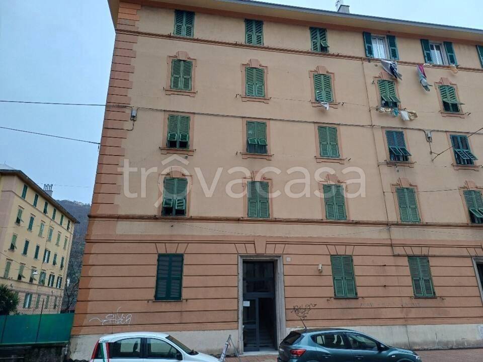 appartamento in vendita a Genova in zona Staglieno
