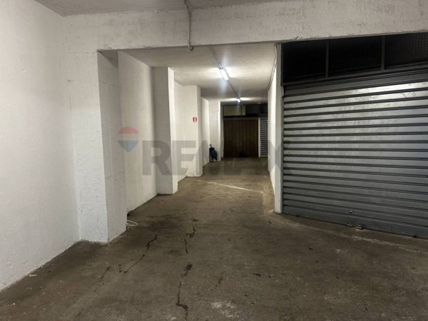box auto in vendita a Genova in zona Sestri Ponente