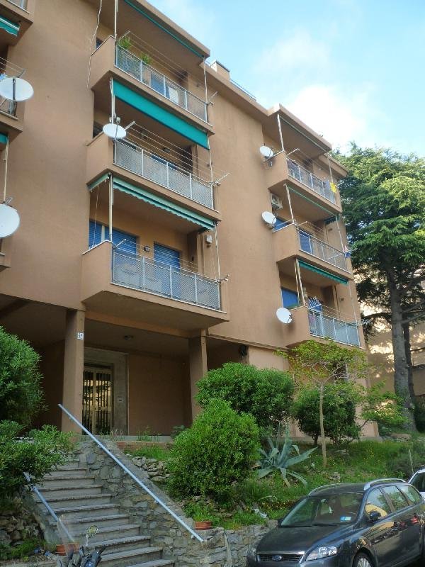 appartamento in vendita a Genova in zona Oregina