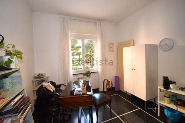 appartamento in vendita a Genova in zona Marassi
