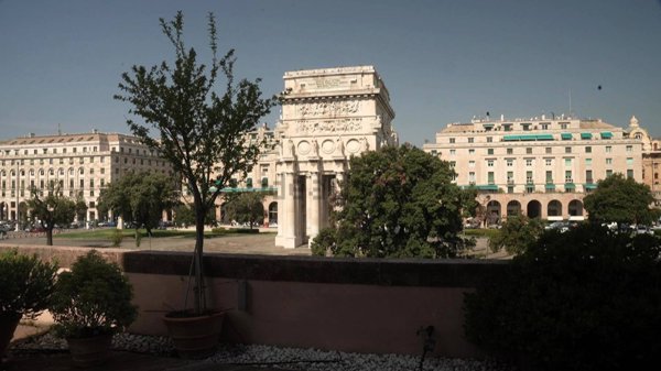 appartamento in vendita a Genova in zona Foce