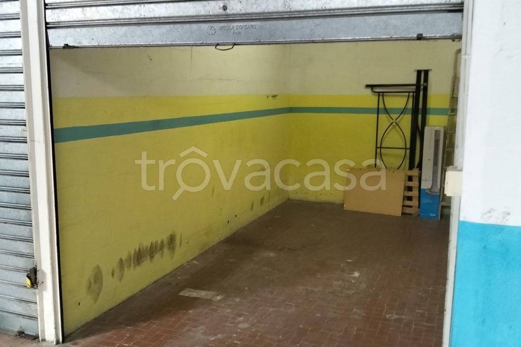 box auto in vendita a Genova in zona Staglieno