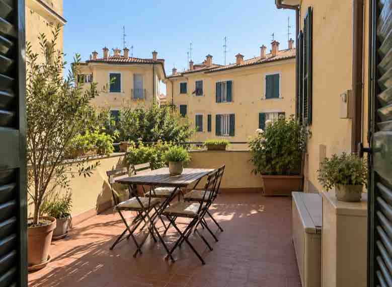 appartamento in vendita a Genova in zona Castelletto