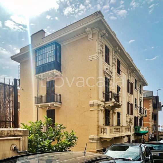 appartamento in vendita a Genova in zona DiNegro
