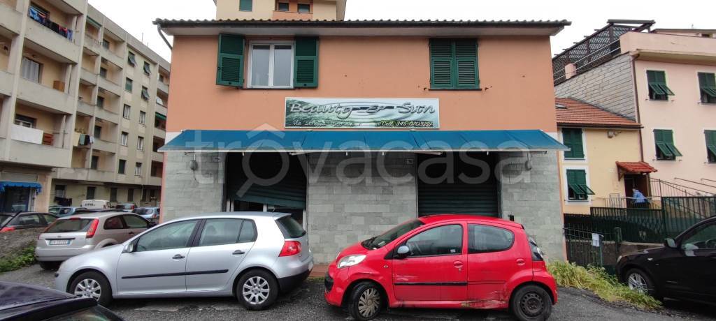 appartamento in vendita a Genova in zona Struppa